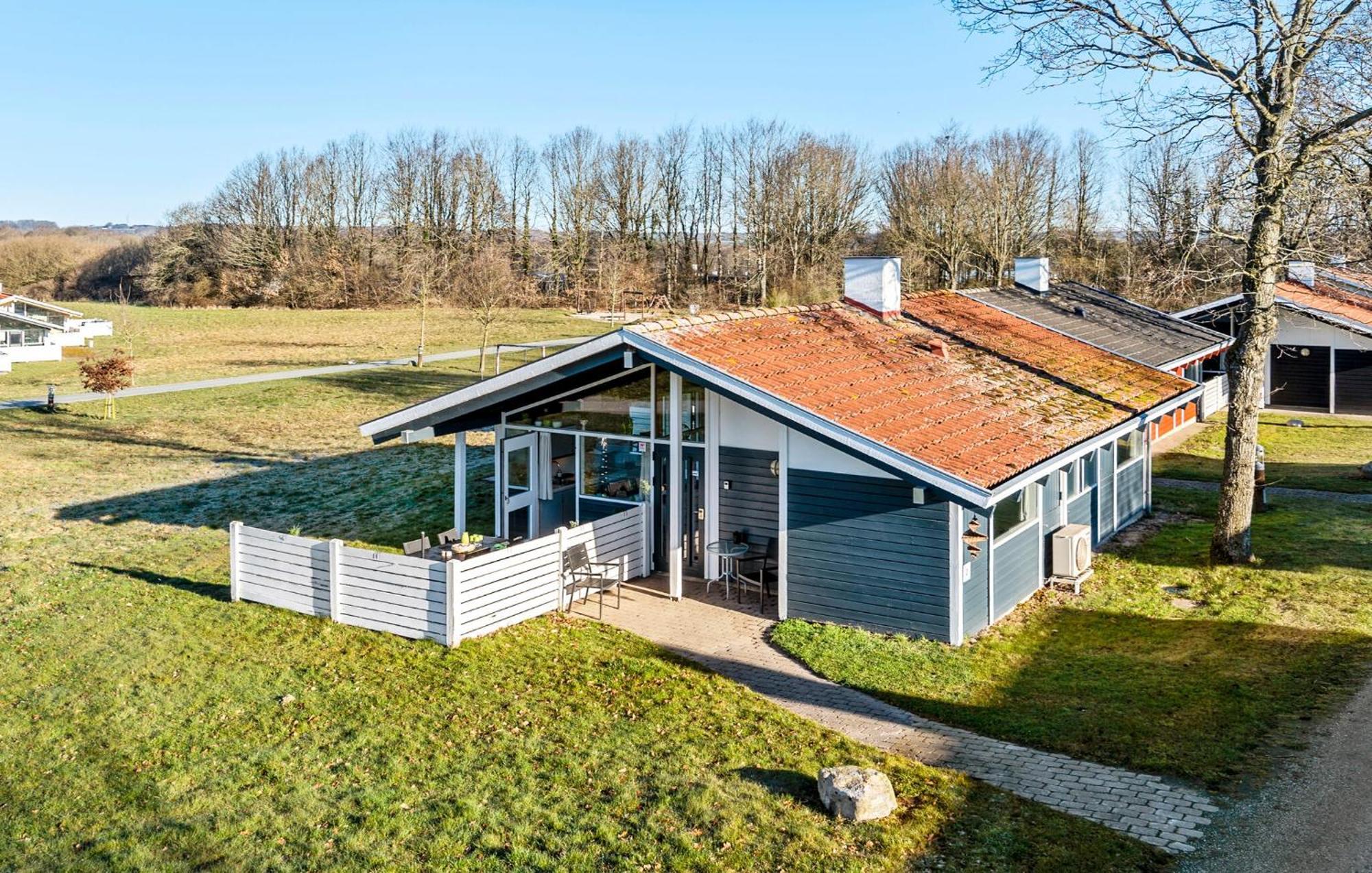 Gorgeous Home In Aabenraa With Wifi エクステリア 写真