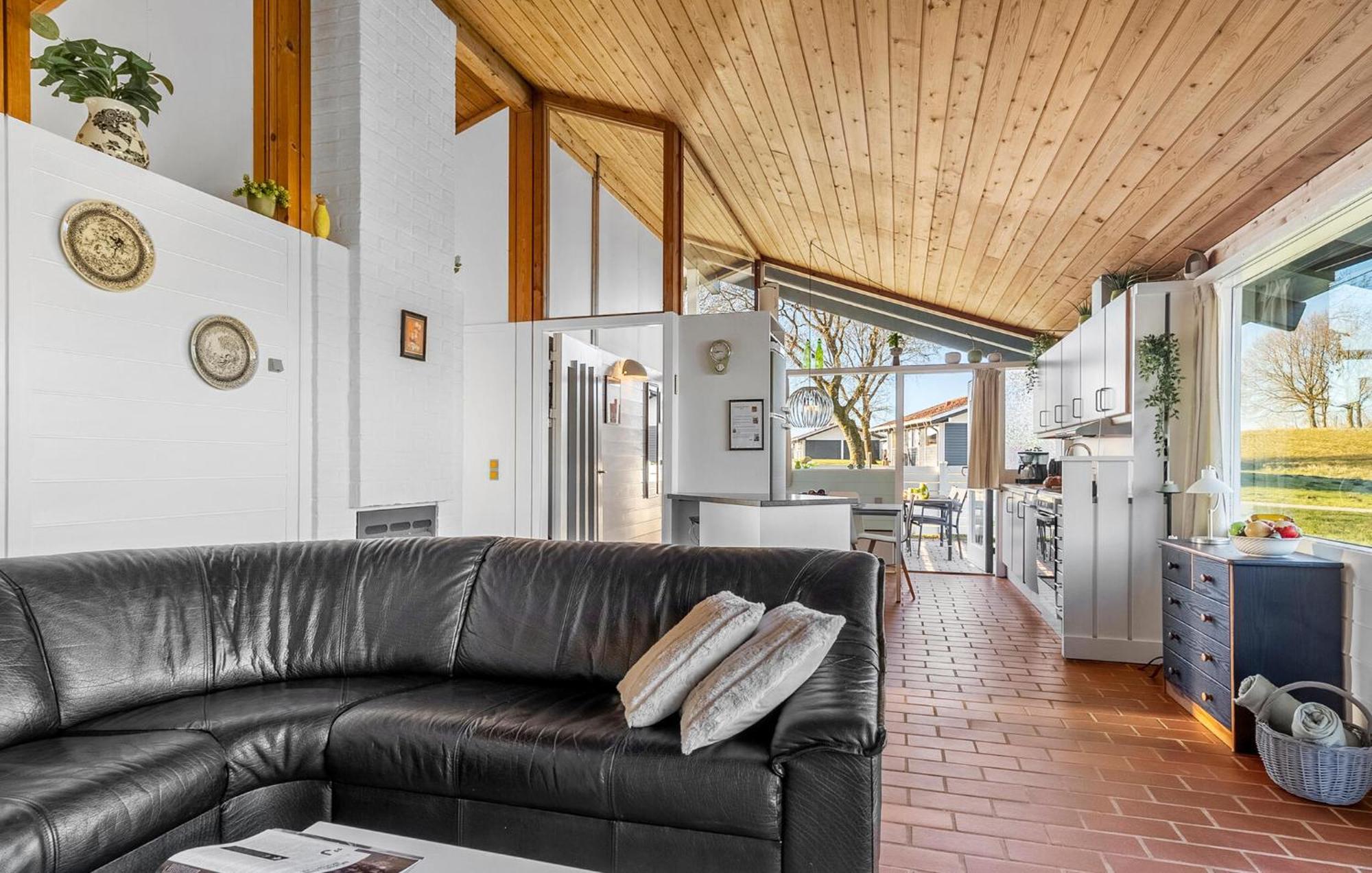 Gorgeous Home In Aabenraa With Wifi エクステリア 写真