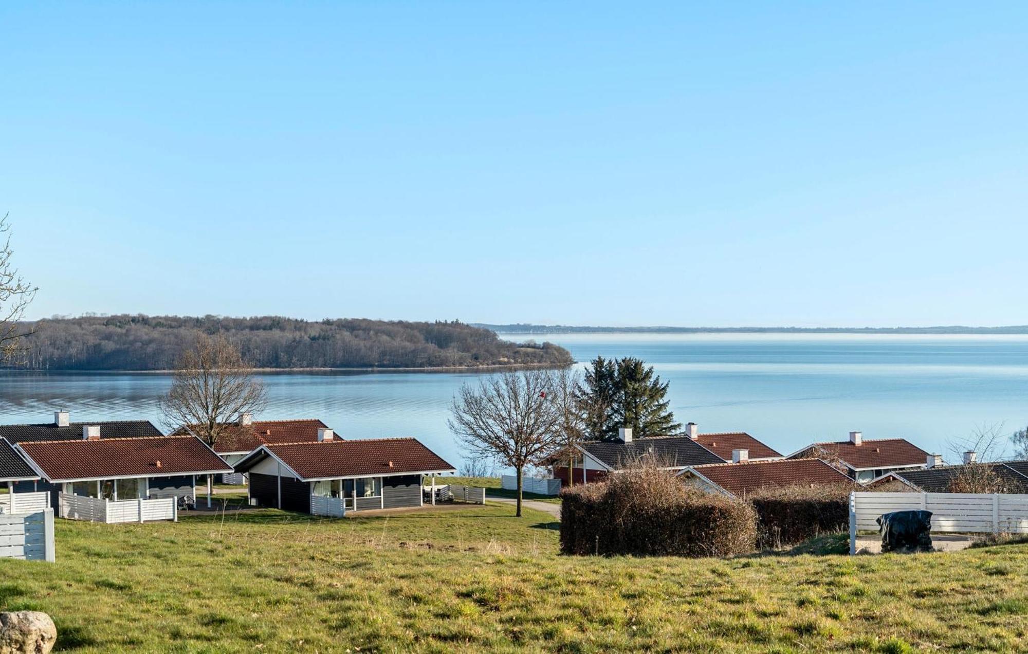 Gorgeous Home In Aabenraa With Wifi エクステリア 写真