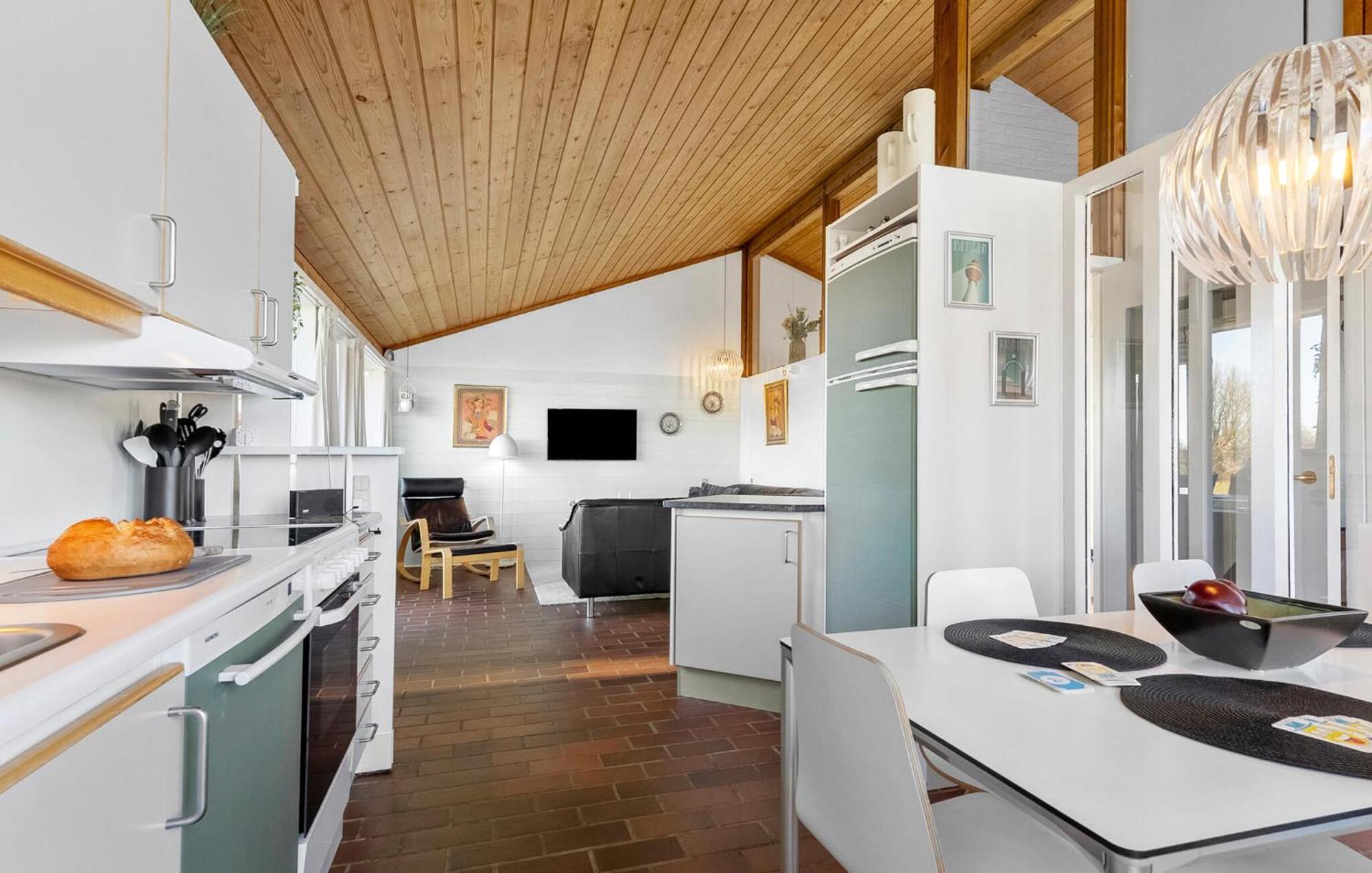 Gorgeous Home In Aabenraa With Wifi エクステリア 写真